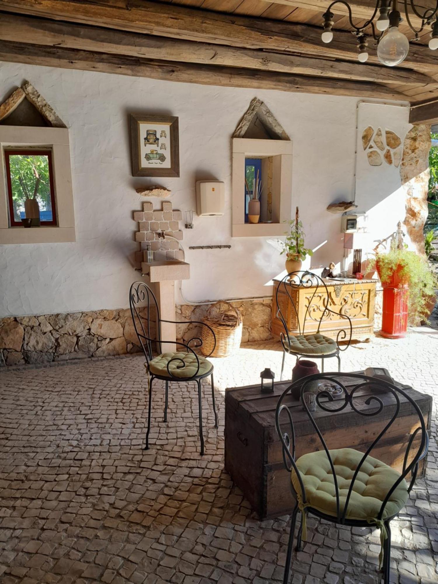 Refugio Das Artes Guesthouse Porto de Mos  Exterior photo